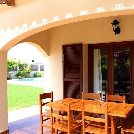 Villa Aries